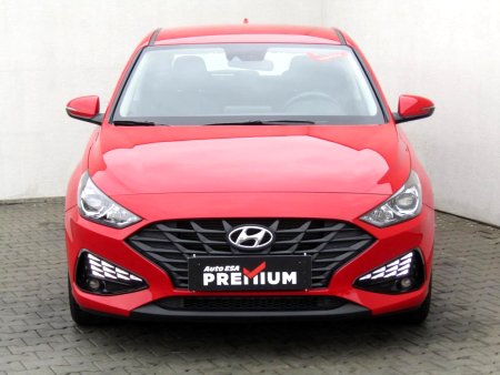 Hyundai i30, 2021 - pohled č. 2