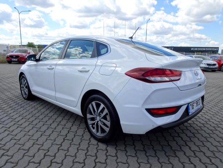 Hyundai i30, 2018 - pohled č. 3