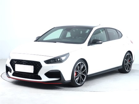 Hyundai i30 Fastback, 2019 - pohled č. 3