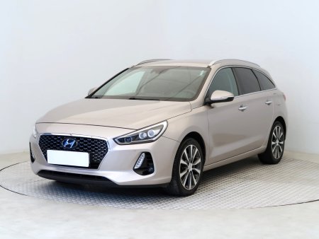 Hyundai i30, 2017 - pohled č. 3