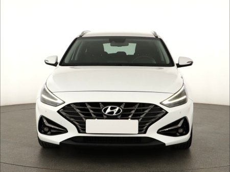 Hyundai i30, 2021 - pohled č. 2