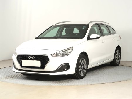 Hyundai i30, 2019 - pohled č. 3