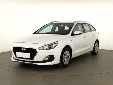Hyundai i30, 2020 - pohled č. 3