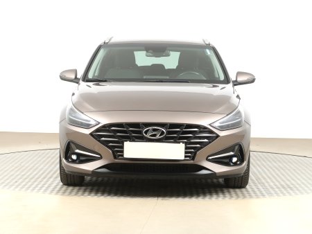 Hyundai i30, 2022 - pohled č. 2