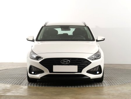 Hyundai i30, 2021 - pohled č. 2