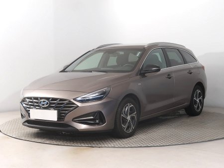 Hyundai i30, 2023 - pohled č. 3