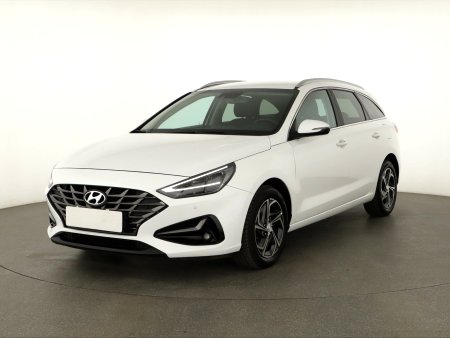 Hyundai i30, 2022 - pohled č. 3