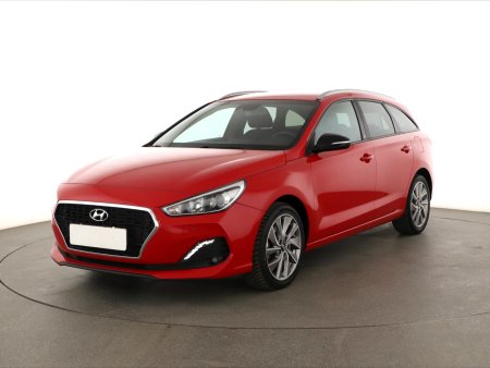Hyundai i30, 2019 - pohled č. 3