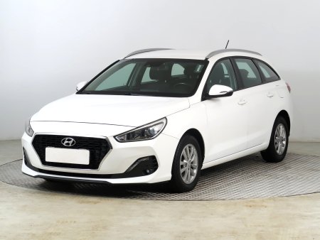 Hyundai i30, 2019 - pohled č. 3