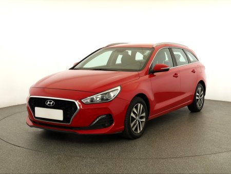 Hyundai i30, 2018 - pohled č. 3