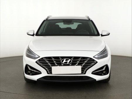 Hyundai i30, 2022 - pohled č. 2