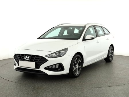 Hyundai i30, 2021 - pohled č. 3