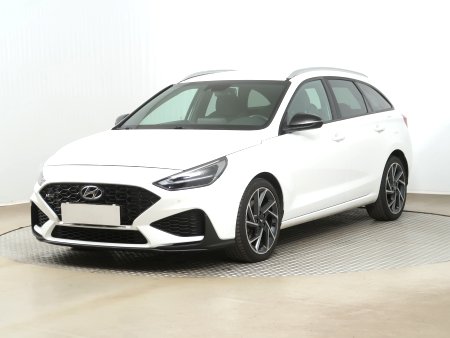 Hyundai i30, 2022 - pohled č. 3