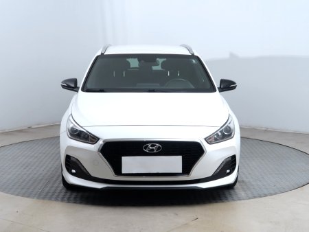 Hyundai i30, 2018 - pohled č. 2