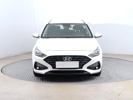 Hyundai i30, 2021 - pohled č. 2