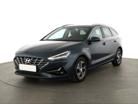 Hyundai i30, 2022 - pohled č. 3