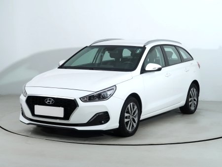 Hyundai i30, 2019 - pohled č. 3