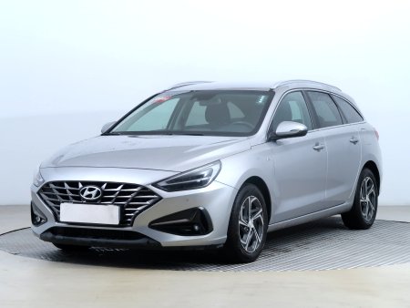 Hyundai i30, 2022 - pohled č. 3