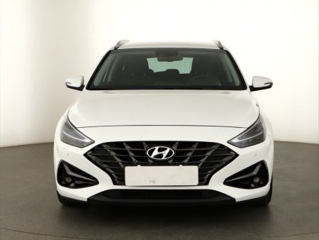 Hyundai i30, 2022 - pohled č. 2