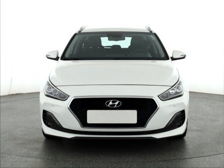 Hyundai i30, 2020 - pohled č. 2