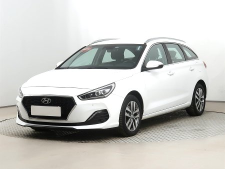 Hyundai i30, 2019 - pohled č. 3
