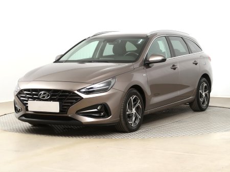 Hyundai i30, 2023 - pohled č. 3