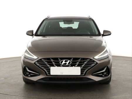 Hyundai i30, 2022 - pohled č. 2