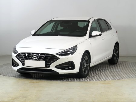Hyundai i30, 2021 - pohled č. 3