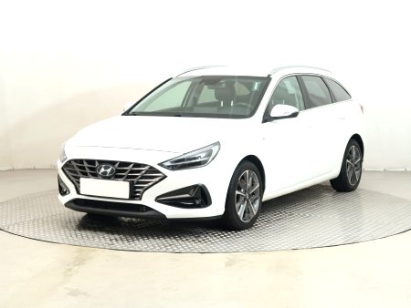 Hyundai i30, 2021 - pohled č. 3