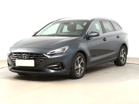 Hyundai i30, 2022 - pohled č. 3