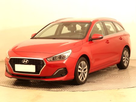 Hyundai i30, 2019 - pohled č. 3
