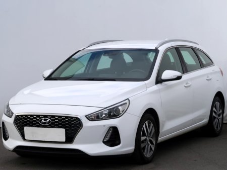 Hyundai i30, 2018 - pohled č. 3