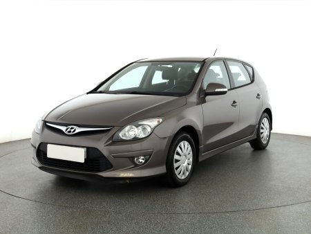 Hyundai i30, 2011 - pohled č. 3