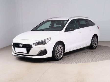 Hyundai i30, 2018 - pohled č. 3