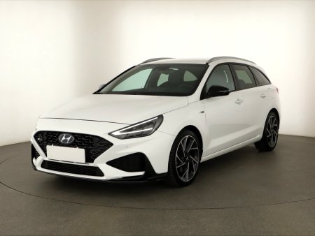 Hyundai i30, 2022 - pohled č. 3