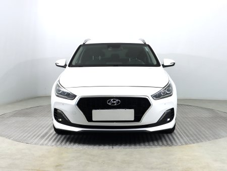 Hyundai i30, 2019 - pohled č. 2