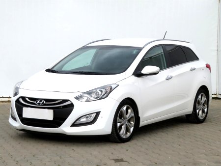 Hyundai i30, 2012 - pohled č. 3