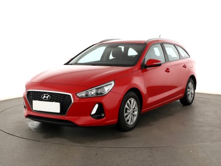 Hyundai i30, 2018 - pohled č. 3