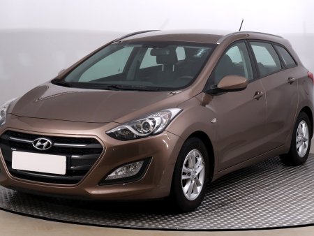 Hyundai i30, 2015 - pohled č. 3