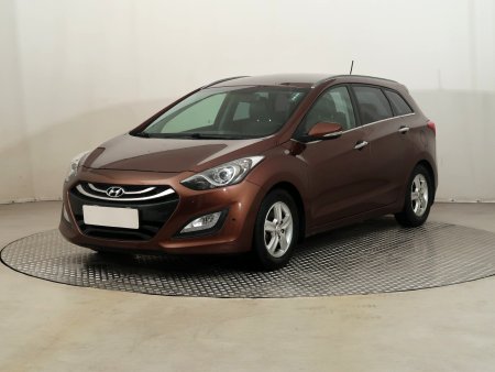 Hyundai i30, 2012 - pohled č. 3