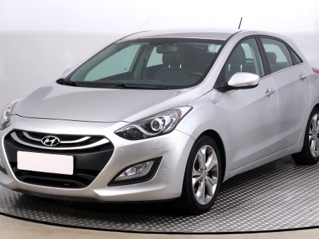Hyundai i30, 2012 - pohled č. 3