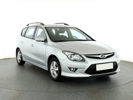 Hyundai i30, 2011