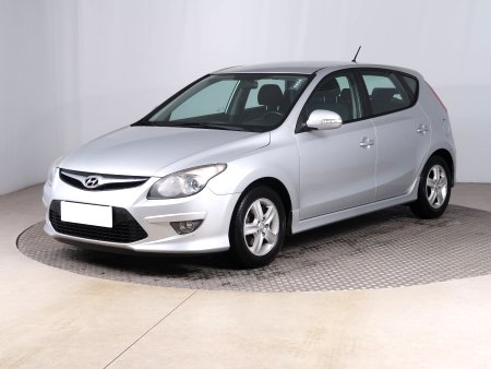 Hyundai i30, 2011 - pohled č. 3