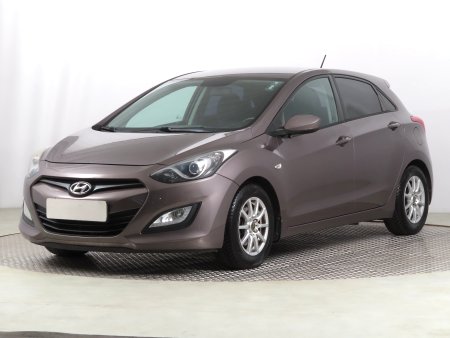 Hyundai i30, 2013 - pohled č. 3