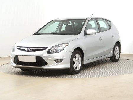 Hyundai i30, 2011 - pohled č. 3