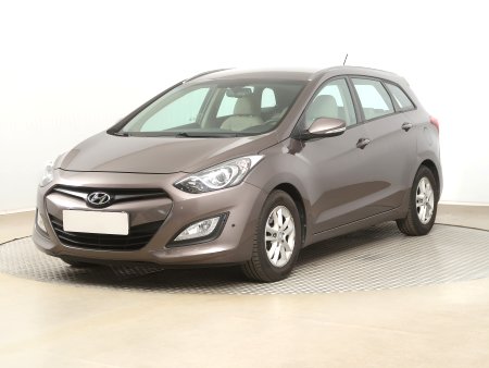 Hyundai i30, 2012 - pohled č. 3