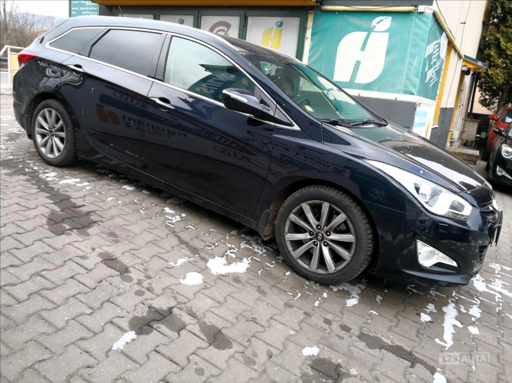 Hyundai i40, 2013 - pohled č. 6