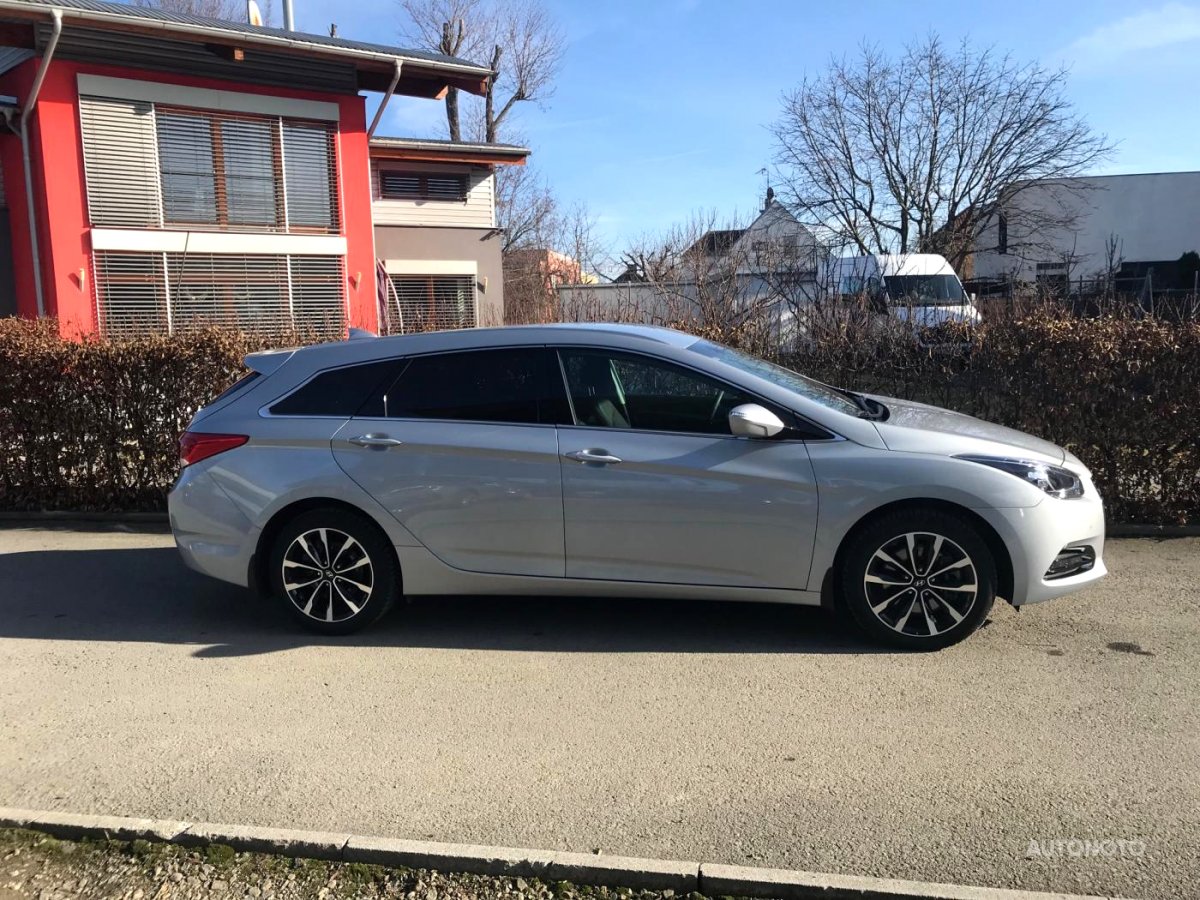 Hyundai i40, 2018 - pohled č. 2