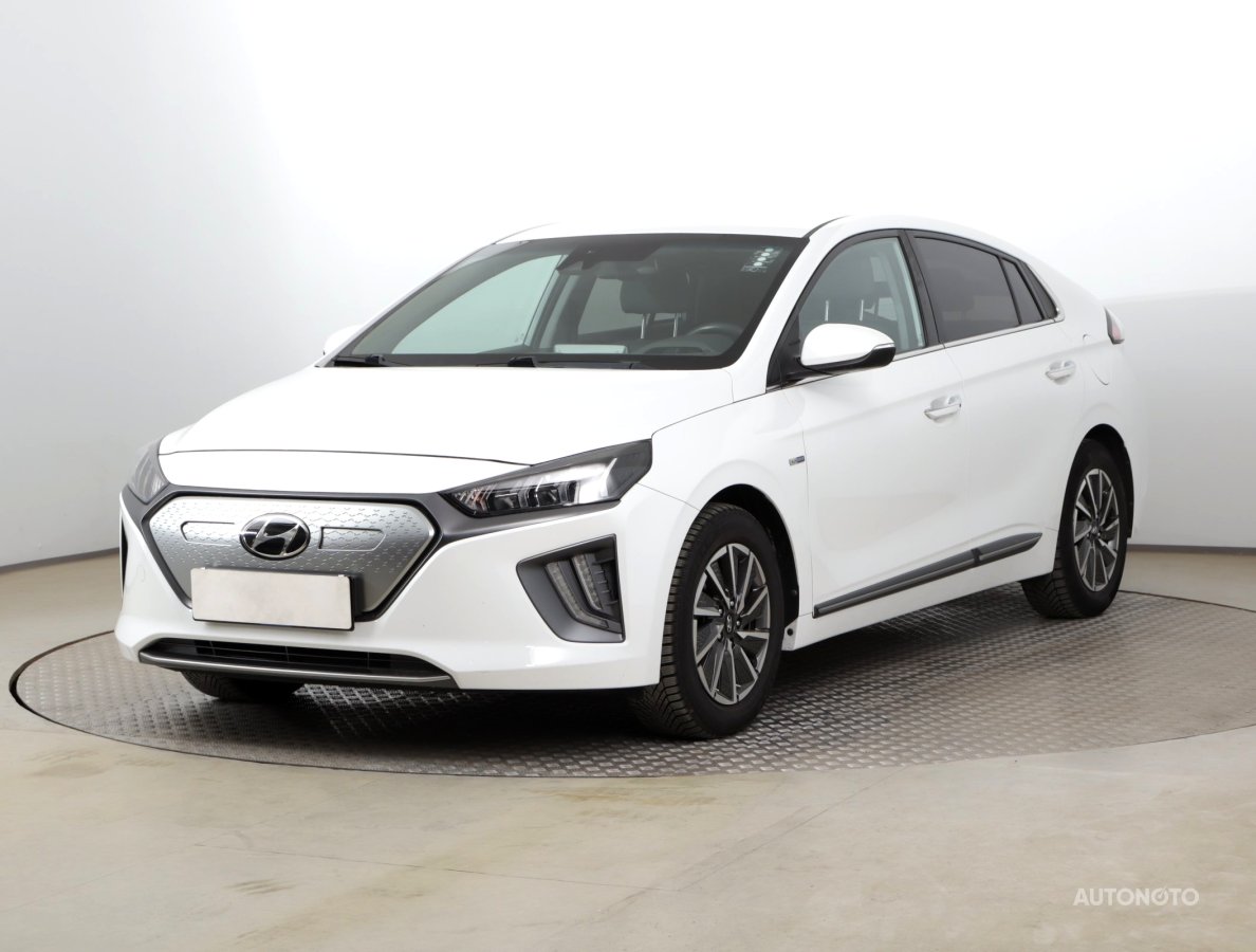 Hyundai Ioniq, 2020 - pohled č. 3