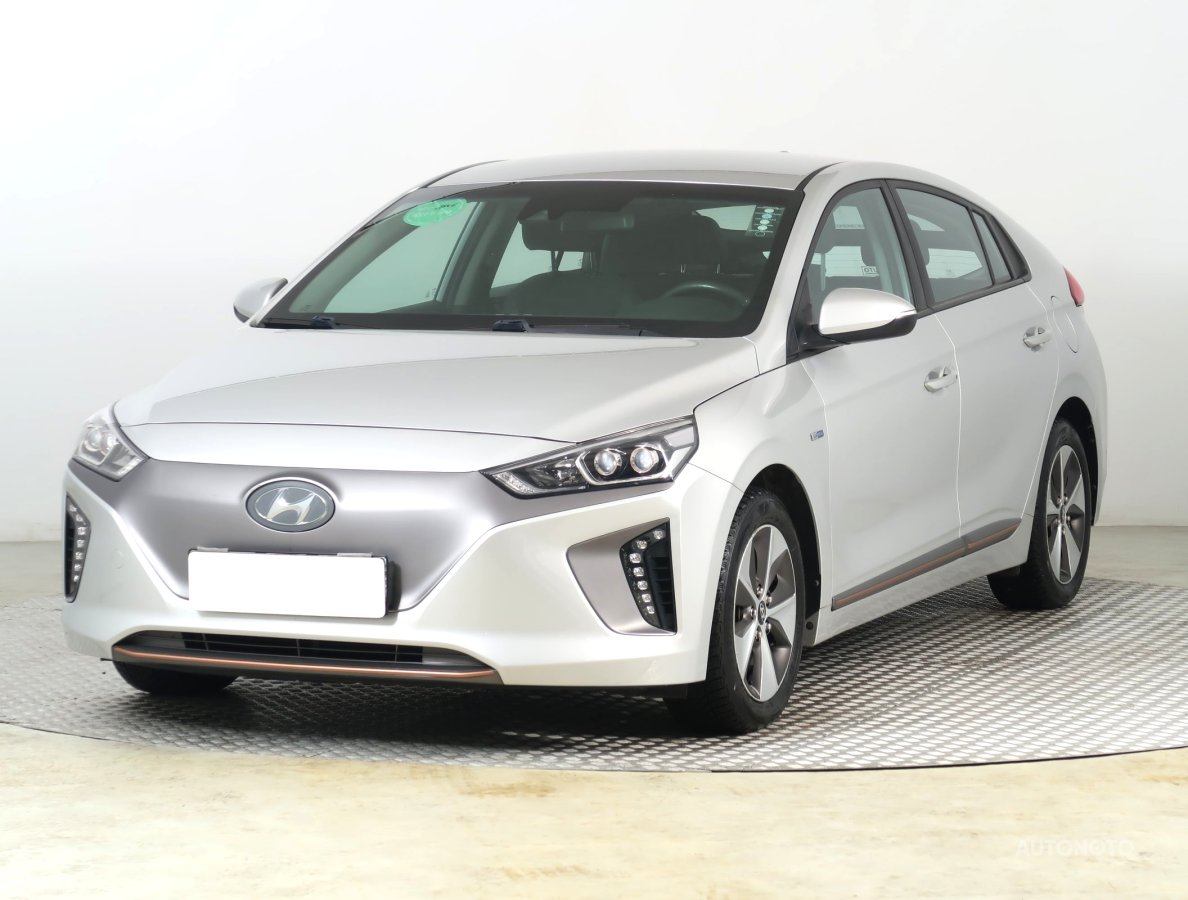 Hyundai Ioniq, 2017 - pohled č. 3